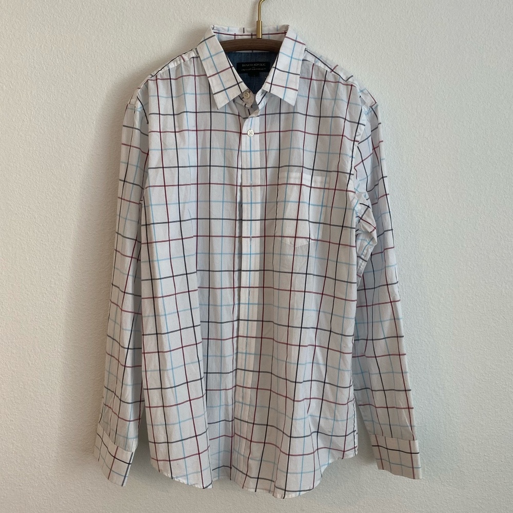 Banana Republic Men's Stretch Soft Square Button Down - Medium